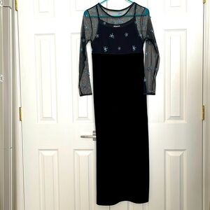 American Girl Dress size 16. Beautiful velvet fabric! Excellent condition!